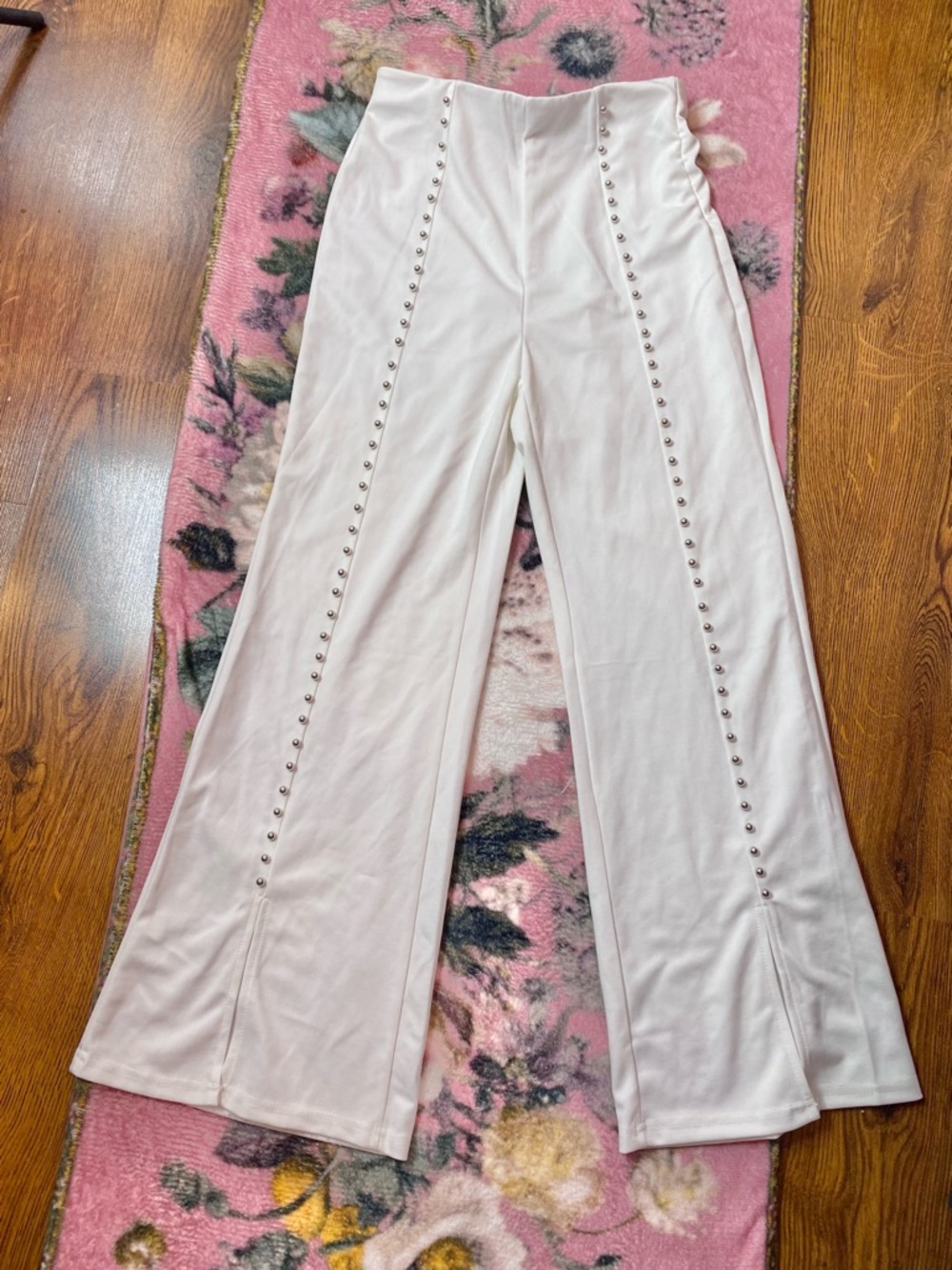 🌷 White High-Waist Stud-Trim Wide Leg Pants 🌷
